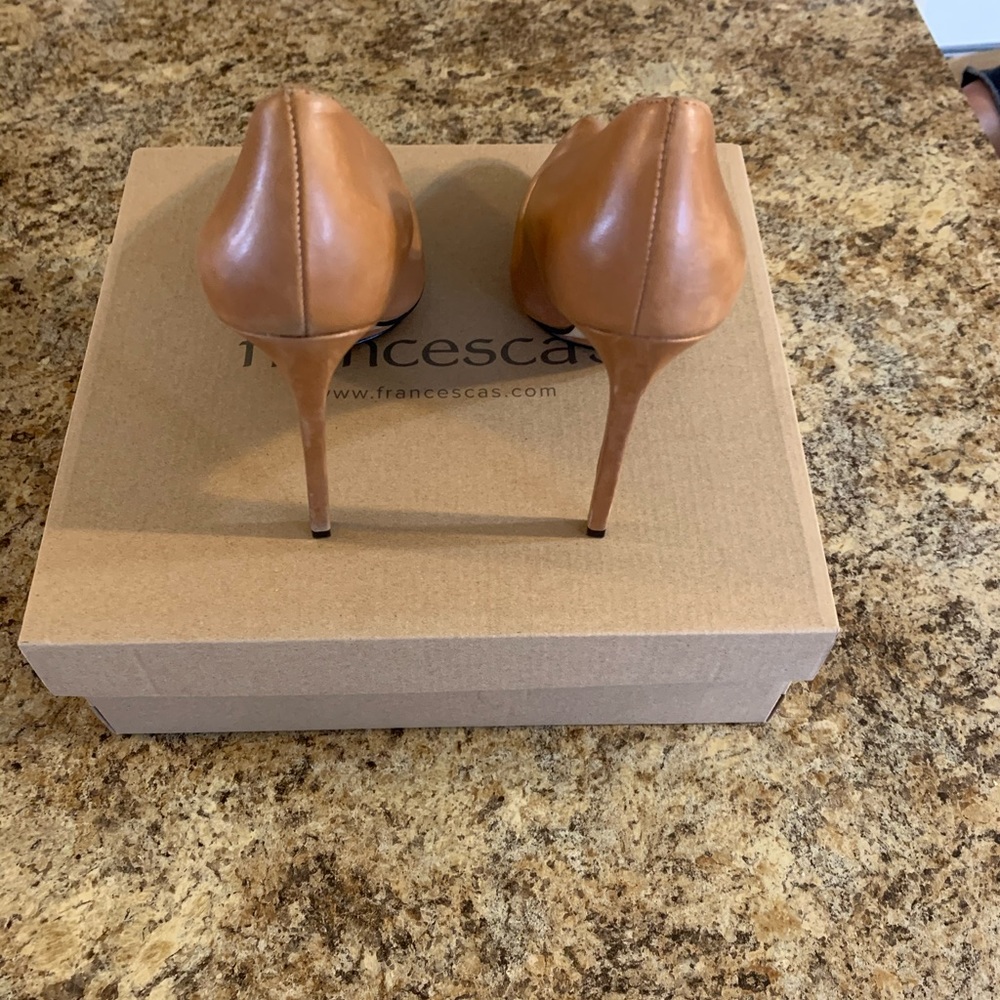 Closed Toe, Classic Platform - image 3